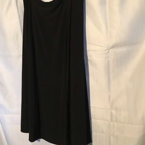 Avenue black no wrinkle lined skirt size 22/24